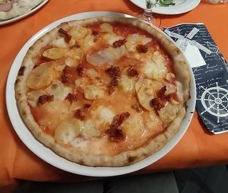 Pizza classica senza glutine paesana