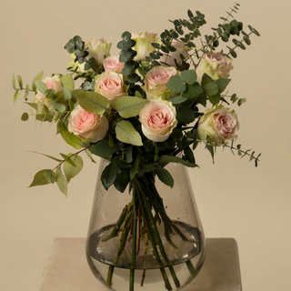 Ramo de rosas frutteto con verdes