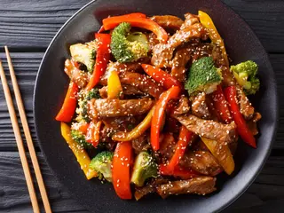 Verduras Salteadas Con Ternera