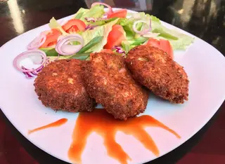 Пилешки кюфтенца с кашкавал (400г)