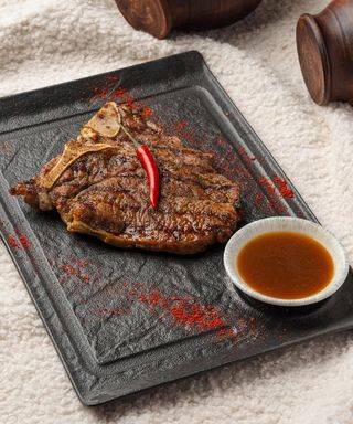 Стейк Ти-бон