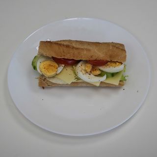 Kanapka z jajkiem gotowanym