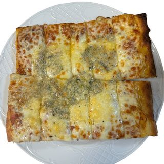 Pizza 4 Quesos (24 Cm.)