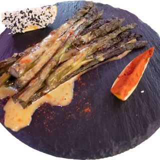 Սպարժա Հոլանդական սոուսով