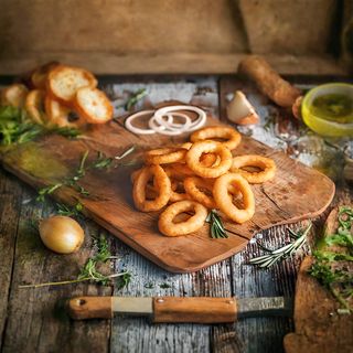 შებრაწული ხახვის რგოლები