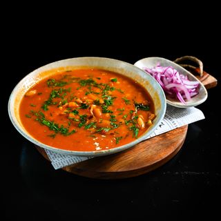 Ciorbă de făsoaică cu niște afumătură - 450 gr 