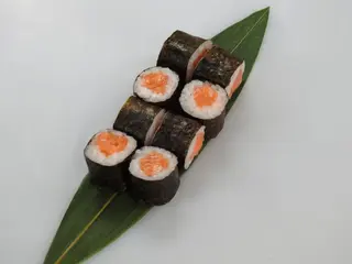 Макі з лососем 0,130 грам