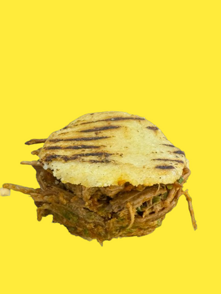 Arepa Con Carne Desmechada