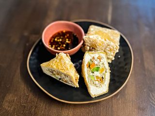 Tahu isi daging – tofu umplut cu carne și legume