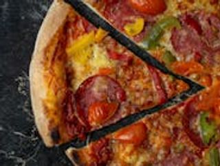 Pizza Papryka-Salami