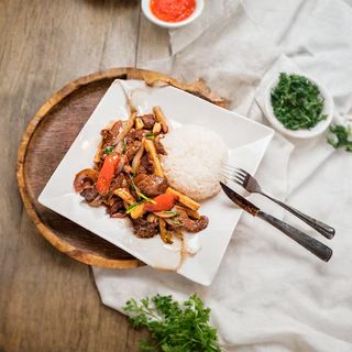 Wołowina w sosie pikantnym 400g