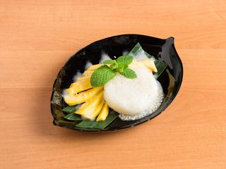 Mango sticky rice