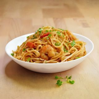 22. Tallarines Fritos Con Gambas