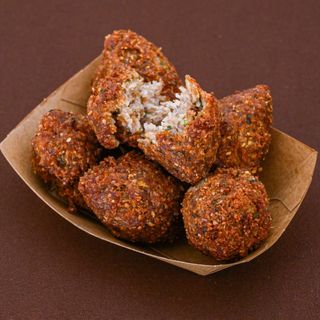 Ración mini kibes de carne (6 uds.)