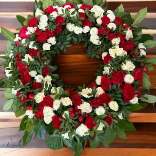 Coroana funerara cu garoafe 