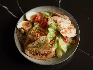Салат Цезар з куркою (320g)