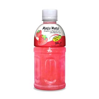 MOGU MOGU STRAWBERRY FLAV NATA DE COCCO 320ML