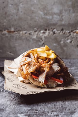 Pita Tradicional Gyro De Pollo