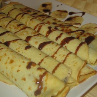 clatite cu crema ciocolata 2 bucati