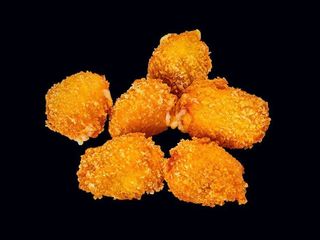 Камамбер фрі з ягідним соусом (210g)