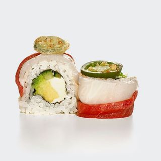 Spicy Hiramasa Roll