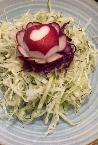 Salata de Varza Alba cu Marar