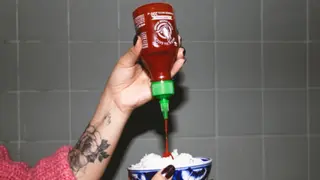 Sriracha duża