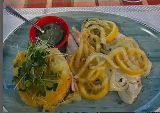 Orada sa komoračem i limunom iz folije