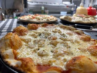 Pizza De Gambas (32 cm)