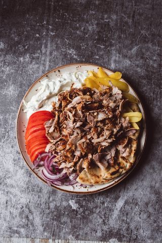 Plato De Gyro De Cerdo