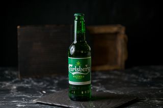 Пиво Carlsberg 0,5л