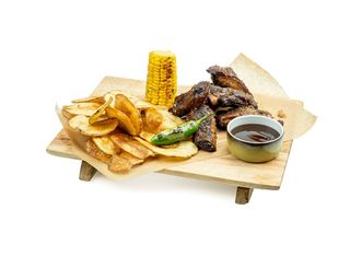 Бавно печени свински ребра глазирани  сос Джак Дниълс  (400г)