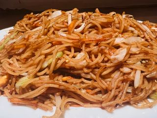 53. Спагети със зеленчуци и яйца (700г)