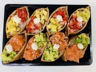 Caixa c7 sushi misto 8 peças