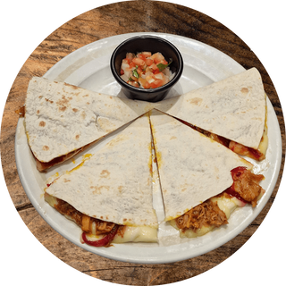Big quesadilla de cochinita