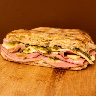 Schiacciata Cimabue (schiacciate toscane-cottura su pietra)