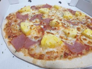 Pizza Hawaiana