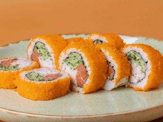 Каліфорнія з копченим лососем (250g)