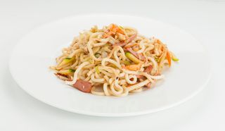 Udon frito casero
