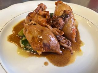 Calamaro ripieno di pappa al pomodoro