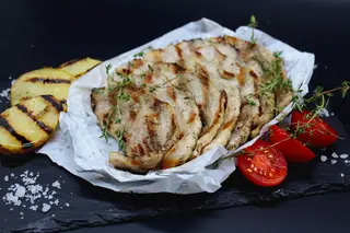 Шарени месца с гриловани зеленчуци(350гр)