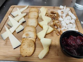 Tabla de quesos (ración)