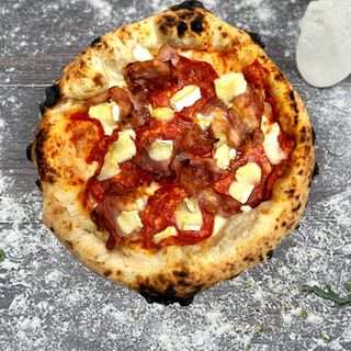 Pizza Ventricina Napoletta