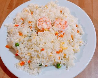41. Arroz Frito con Gambas