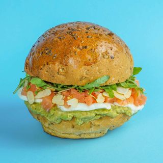 Burger tartare di salmone