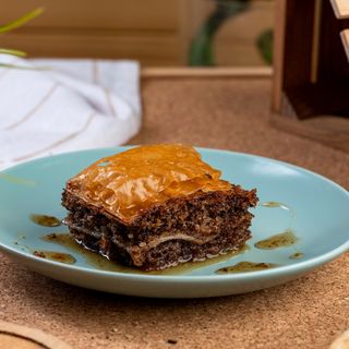 Домашна селска баклава с орехи