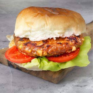 Pljeskavica gurmanska + Coca cola 0.33l