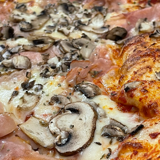 Prosciutto e funghi - normale