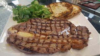 Costata  di manzo con verdure grigliate 500-600 g