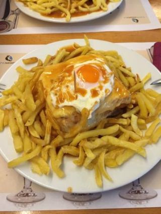 Super Francesinha